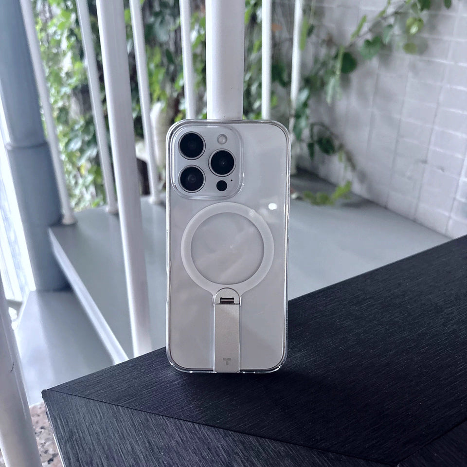 TORRAS Lpro Magnetic Kickstand Clear Case for iPhone LUXORA