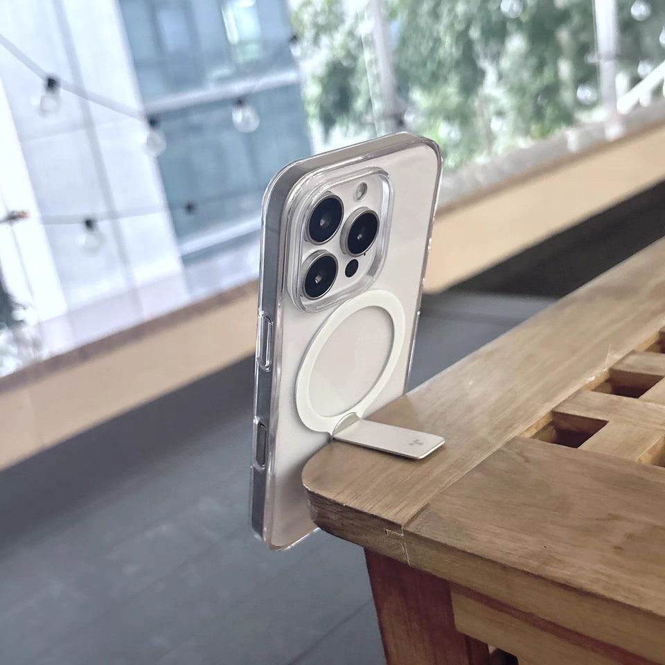 TORRAS Lpro Magnetic Kickstand Clear Case for iPhone LUXORA